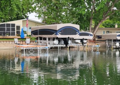 floe-maxis-canopy-on-lake